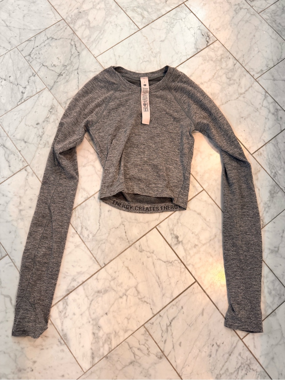 lululemon athletica Gray Long-Sleeve Cropped Active Top